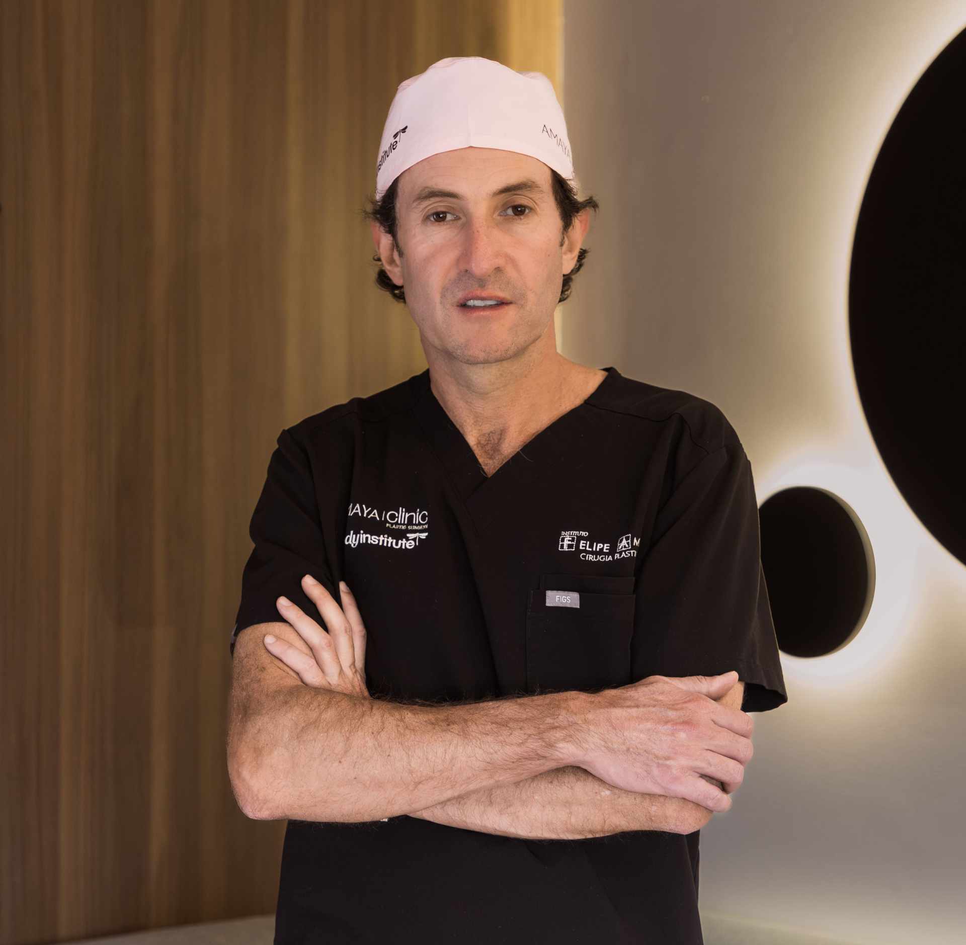 certified surgeon Colombia cirujano certificado Colombia